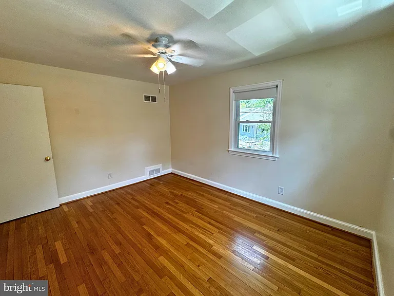 3300 N Harrison St — Photo 21