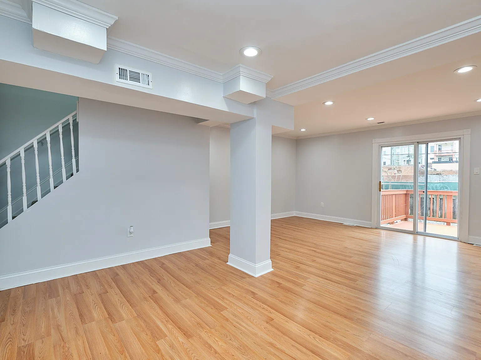 3 bed, 2.5 bath, 1000 sqft, $3,495 — Photo 4