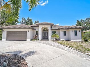 113 Burney Rd, Osprey, FL 34229