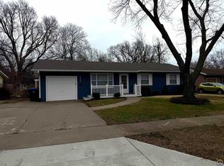 2208 SE Market St, Topeka, KS 66605