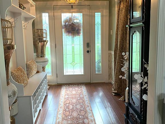 2nd image of 62 Bayou View Dr