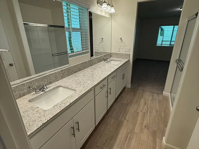 301 Stork Ct — Photo 16