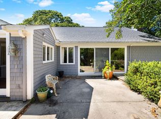 89 Swift Ave, Osterville, MA 02655