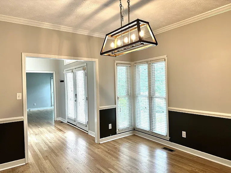 6204 Kirkwall Rd — Photo 5
