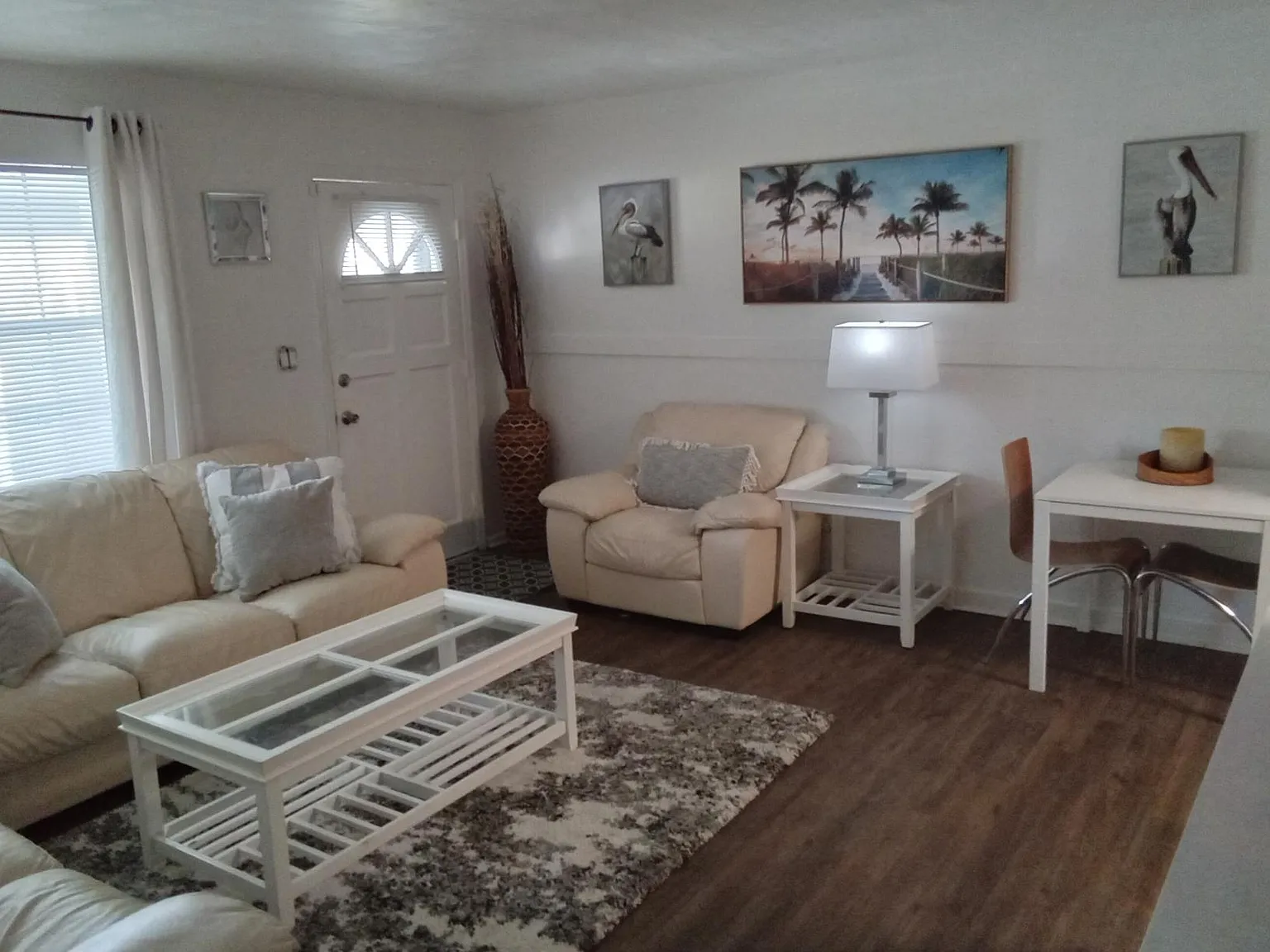 2 bed, 980 sqft, $2,850 — Photo 2