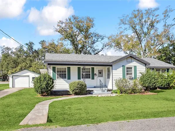 415 Barreca St, Norco, LA 70079