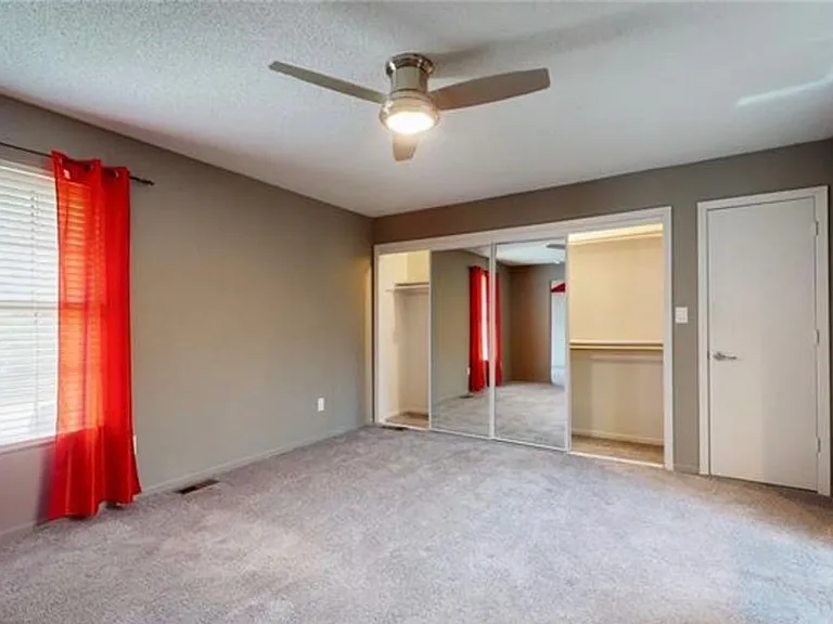 12204 Charlotte St — Photo 19