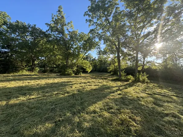 625 Branscome Rd, Peebles, OH 45660