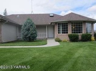 21 Basalt Springs Way, Naches, WA 98937