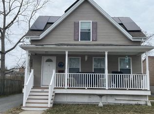 132 Pleasant St, Fairhaven, MA 02719