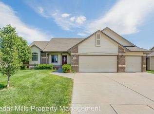 8209 W Palmetto St, Wichita, KS 67205