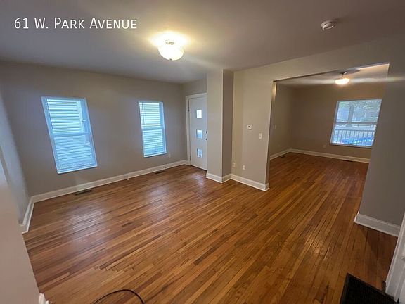 5th image of 61 W Park Ave