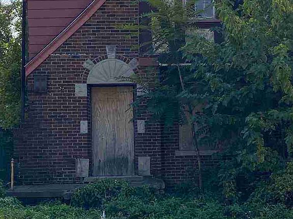 2293 Waverly