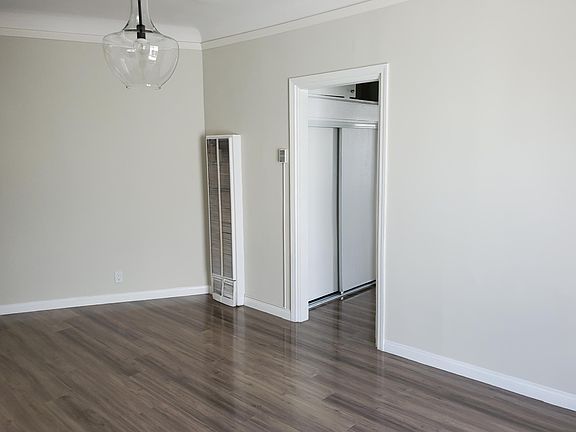 Living room - from window to halllway