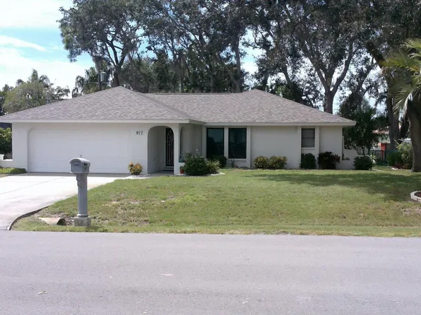 917 Pineapple Ave, Nokomis, FL 34275