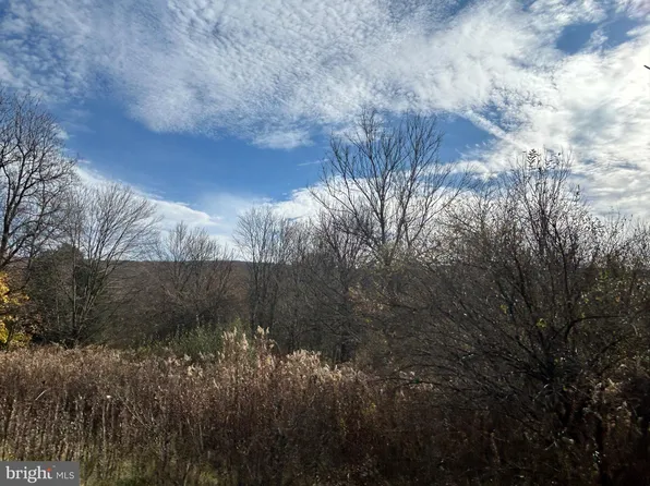 W Market St, Williamstown, PA 17098