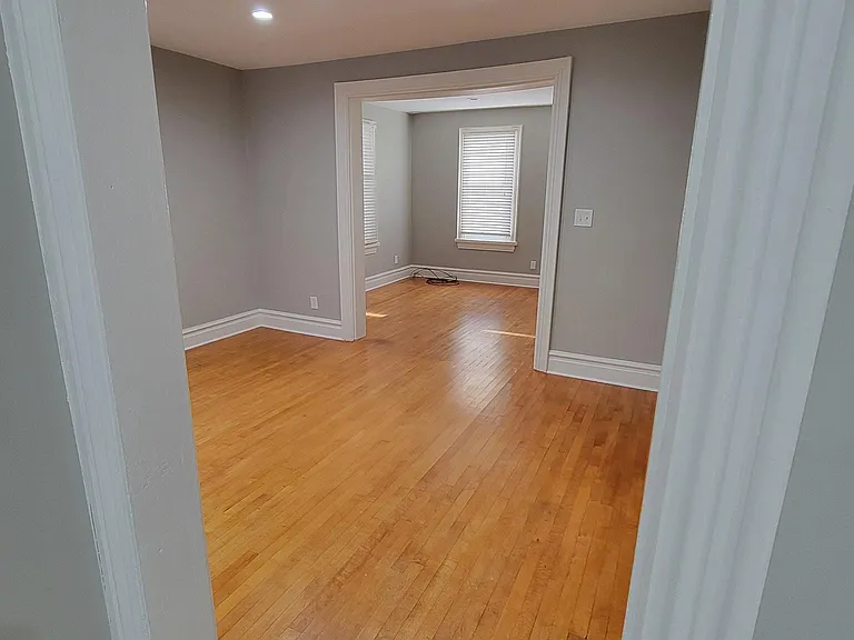 403 High St — Photo 7