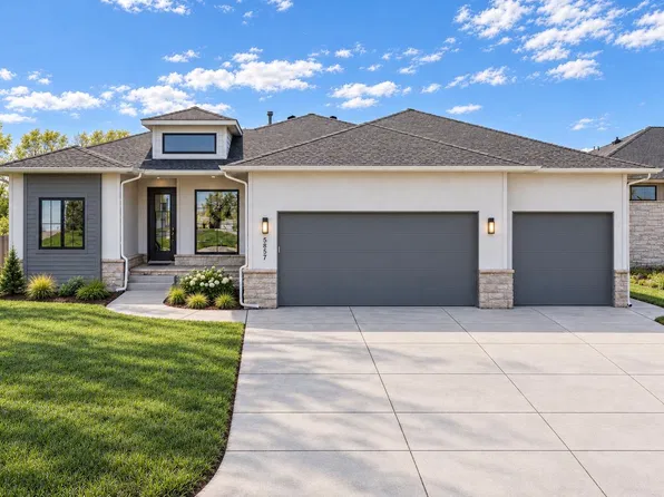 5857 N Saint Paul Ct, Wichita, KS 67204