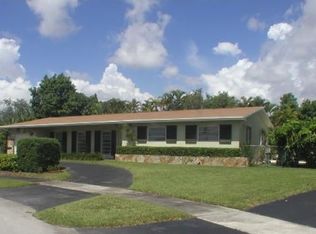 8990 SW 94th Ct, Miami, FL 33176