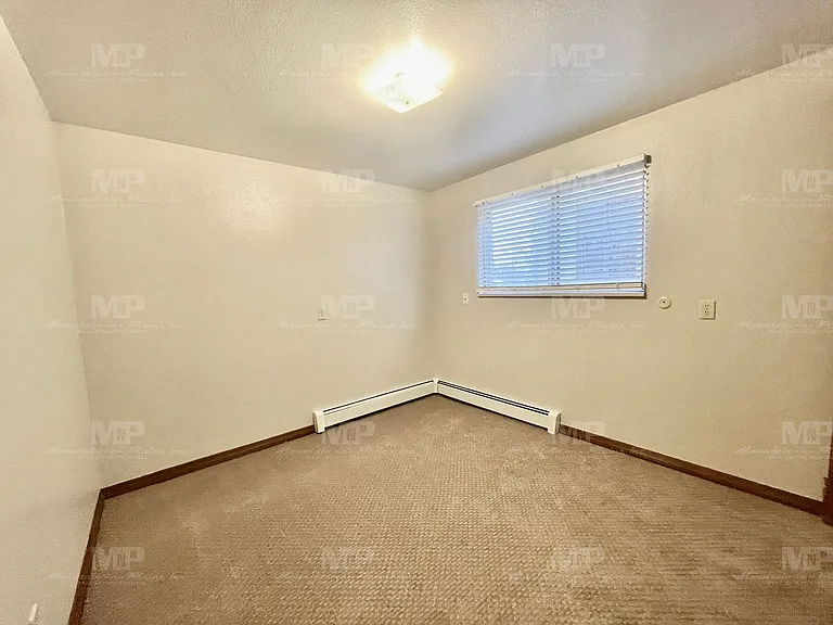 1628 Azalea Dr #3 — Photo 12