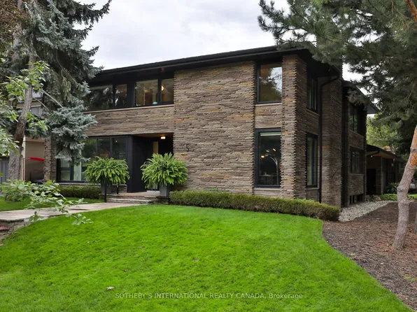 5 Overdale Rd, Toronto, ON M6B 3E9