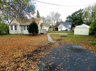 2243 4th St, White Bear Lake, MN 55110