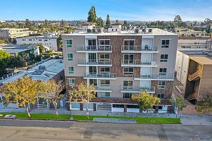 5th image of 10608 Santa Monica Blvd #504