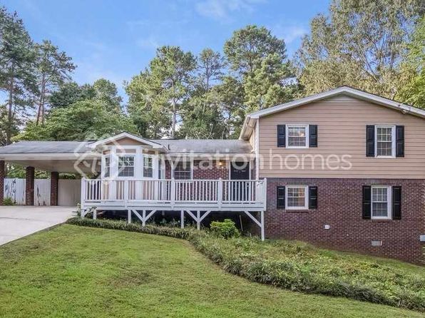 3195 Sharon Cir