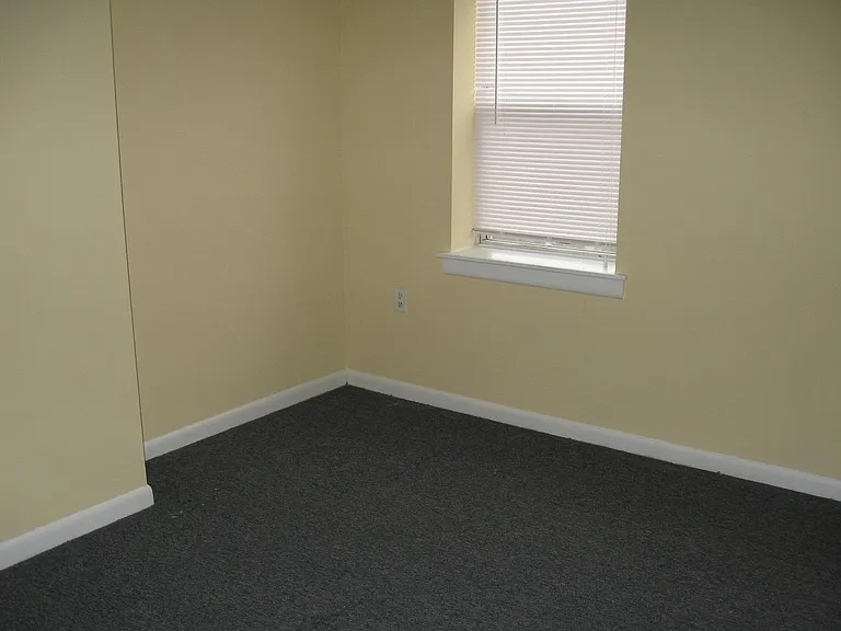 1048 South St #3 — Photo 8