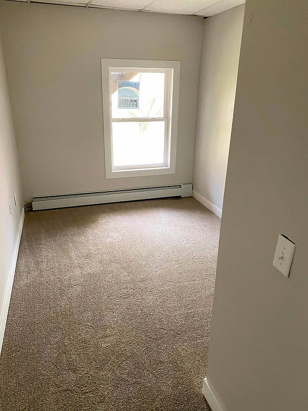 3 bed, $1,495 — Photo 4