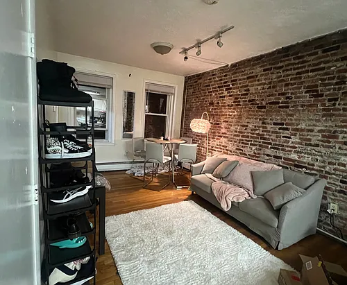 15 Garden St Photo 1