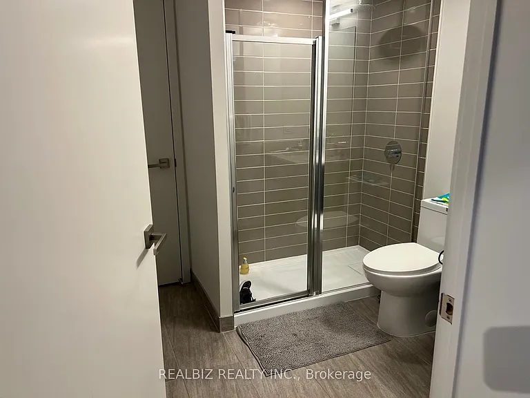 180 Front St E #1003 — Photo 14