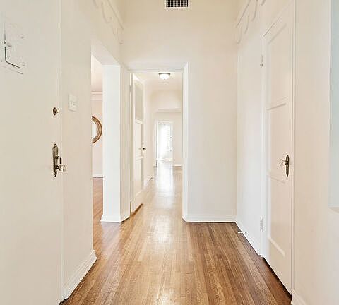 2nd image of 1202 S La Jolla Ave