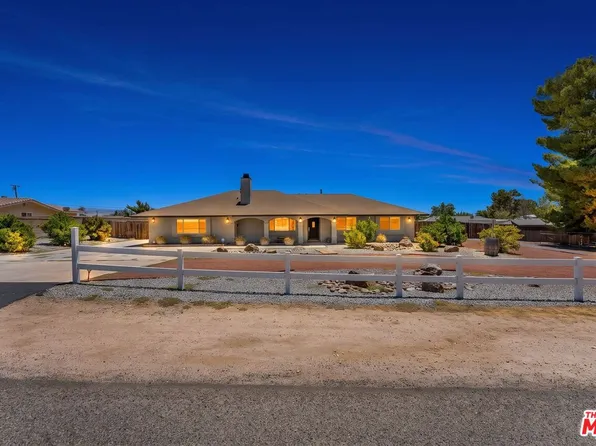 15361 Mondamon Rd, Apple Valley, CA 92307