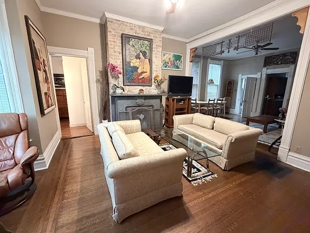 2 bed, $2,200 — Photo 3