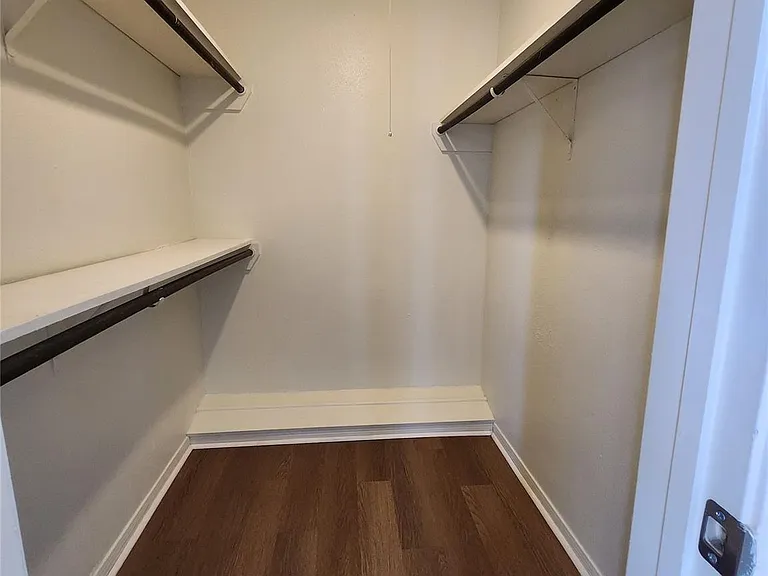 7700 Creekbend Dr #98 — Photo 11