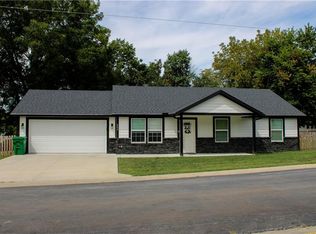 603 Windsor Rd, Creighton, MO 64739