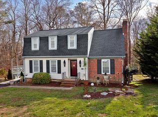 2403 Lourdes Rd, Henrico, VA 23228