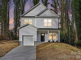 226 Oak Cir, Newton, NC 28658