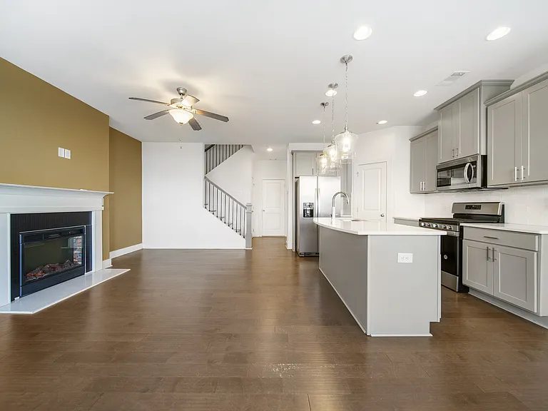 72 Garrison Dr — Photo 7