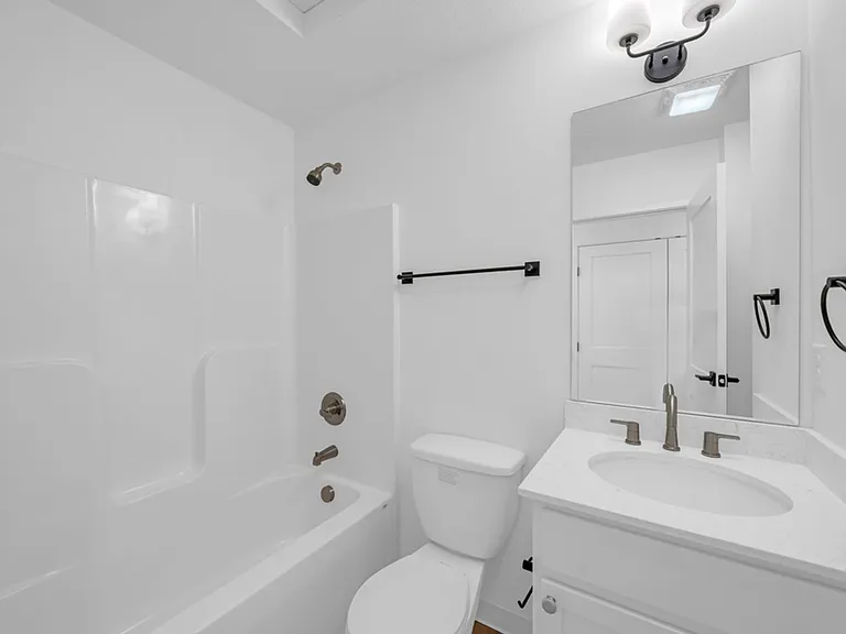 Launch Townhomes — Photo 16