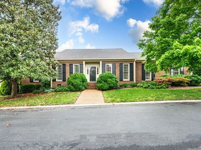2105 Hobbs Ct, Nashville, TN, 37215