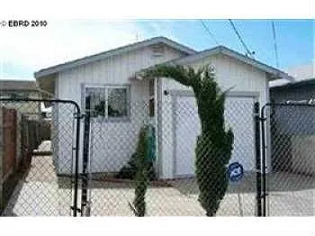 248 Willard Ave photo 1