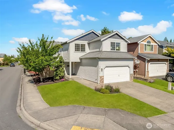 26151 242nd Court SE, Maple Valley, WA 98038