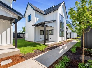 11813 NW 38th Ave #D, Vancouver, WA 98685