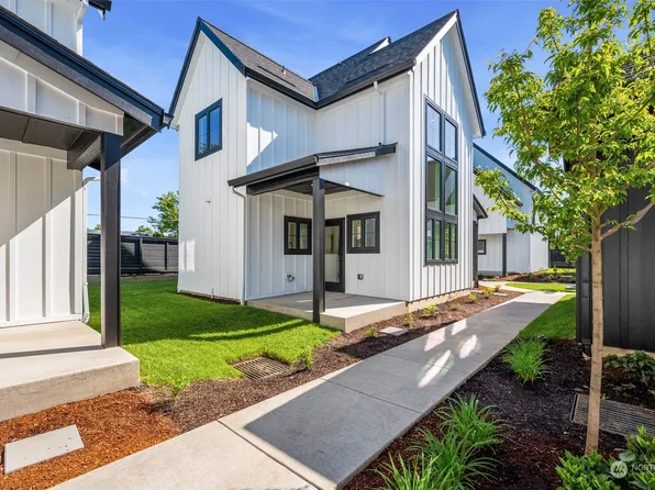 11813 NW 38th Avenue #E, Vancouver, WA 98685