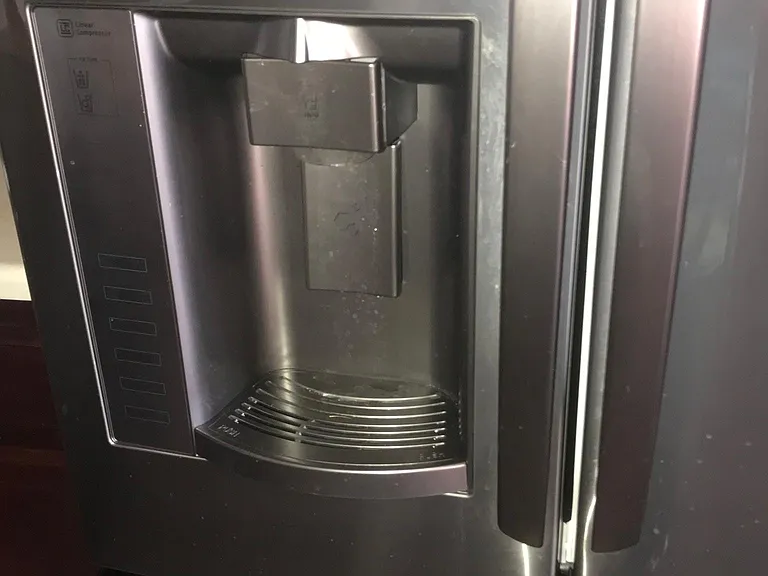 In door water and ice