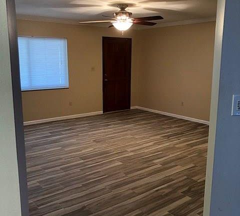 4th image of 1239 NE 7th Ave