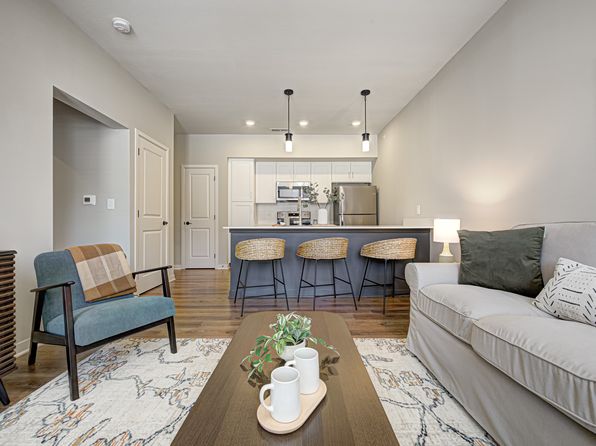 1835 Edge Blvd #2-103