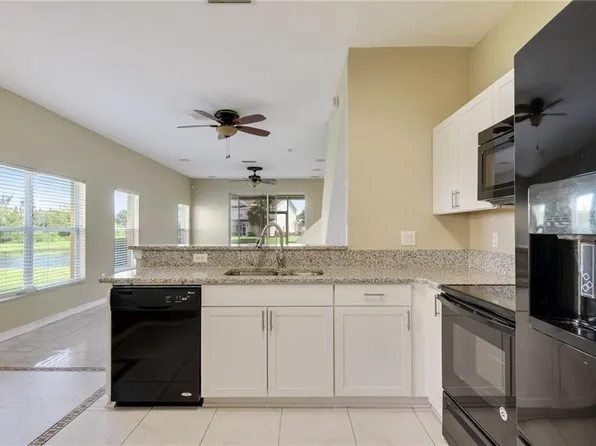 10926 Winter Crest Dr, Riverview, FL 33569